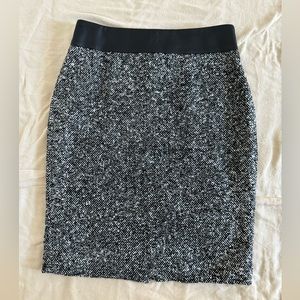 Ann Taylor tweed skirt with faux leather trim, size 2P